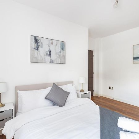 Manhattan Heights Apartment Maidstone Bagian luar foto