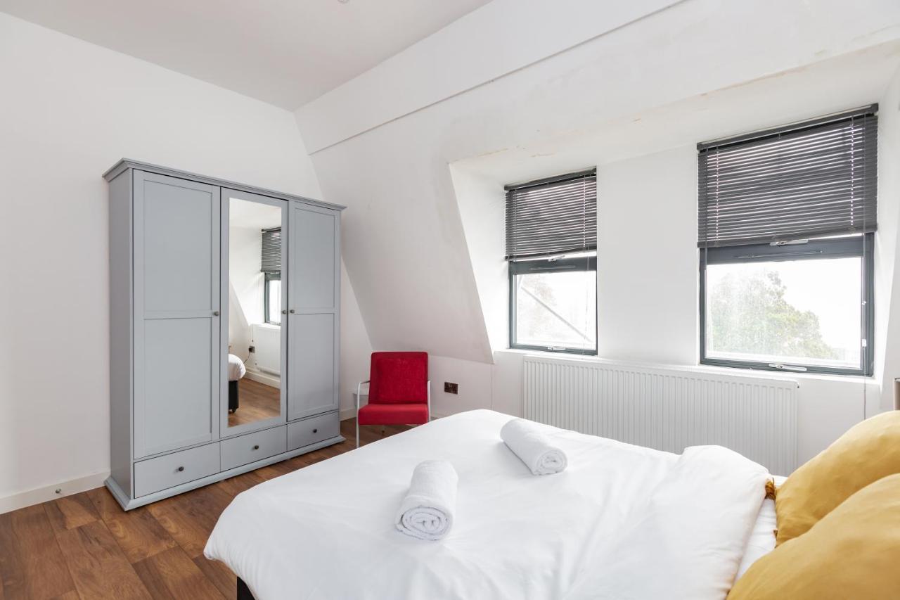 Manhattan Heights Apartment Maidstone Bagian luar foto