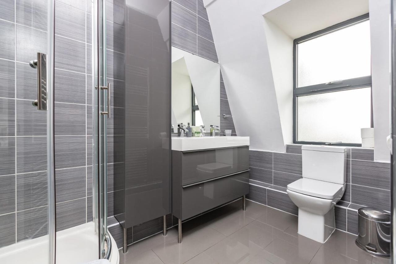 Manhattan Heights Apartment Maidstone Bagian luar foto