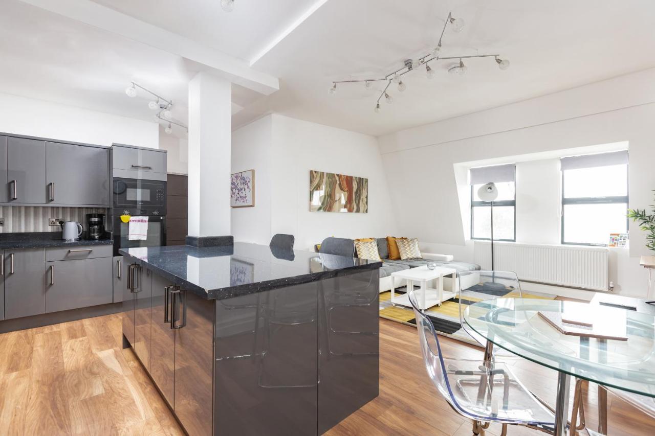 Manhattan Heights Apartment Maidstone Bagian luar foto