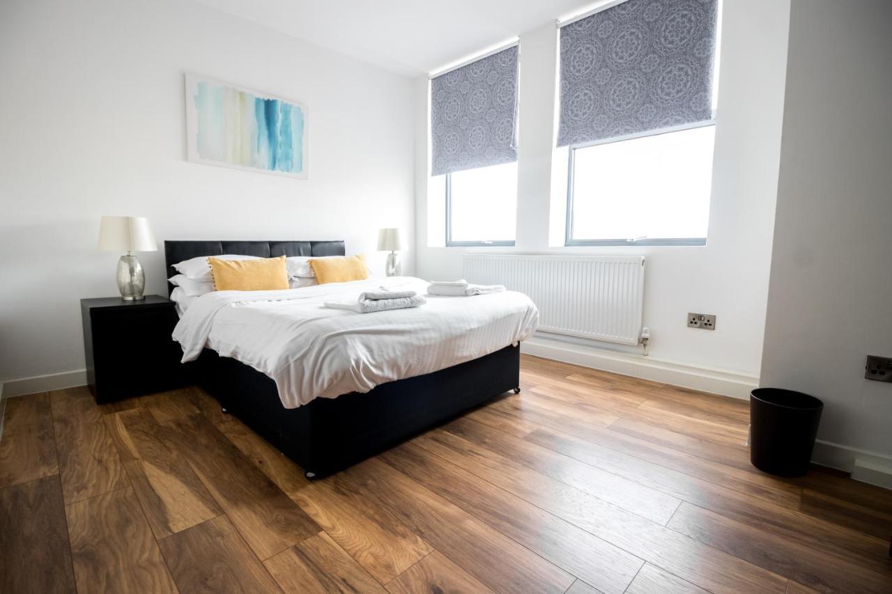 Manhattan Heights Apartment Maidstone Bagian luar foto