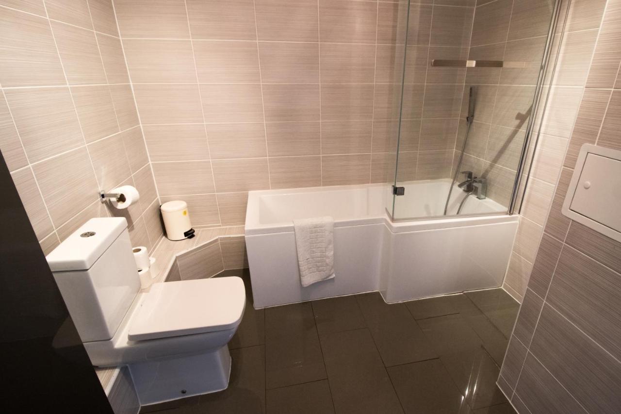 Manhattan Heights Apartment Maidstone Bagian luar foto