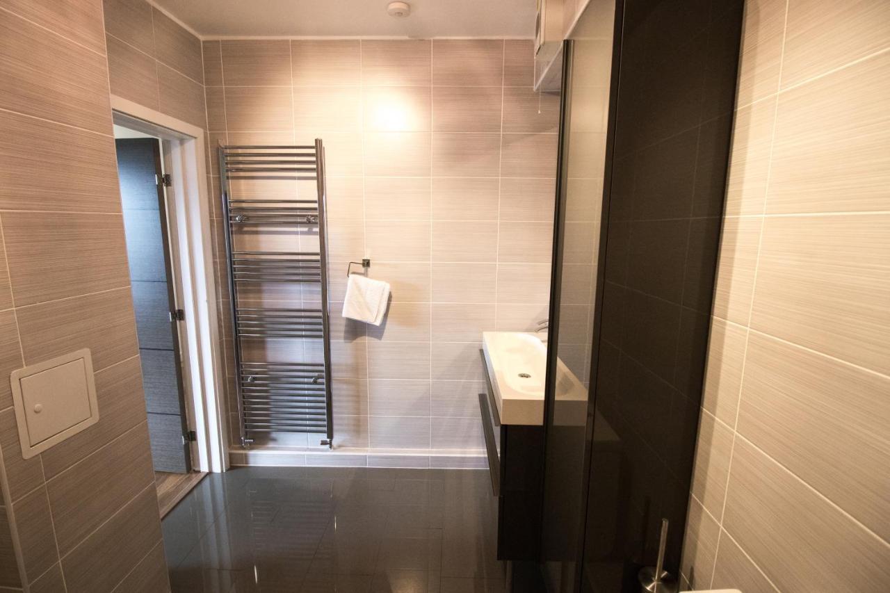 Manhattan Heights Apartment Maidstone Bagian luar foto