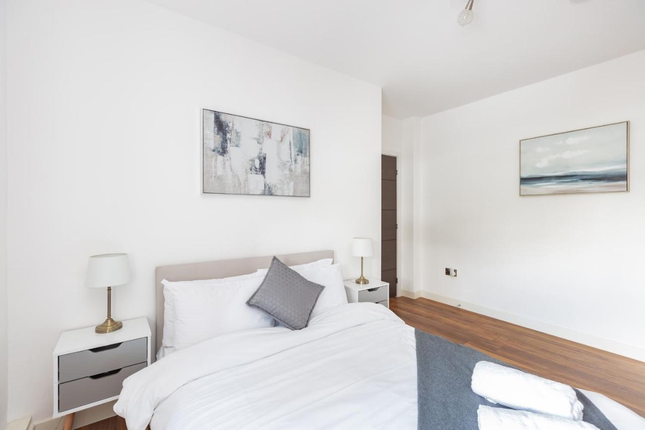 Manhattan Heights Apartment Maidstone Bagian luar foto