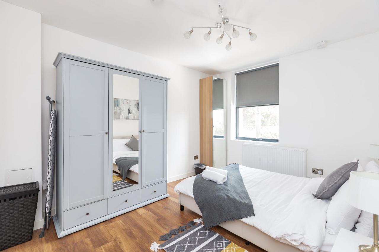 Manhattan Heights Apartment Maidstone Bagian luar foto