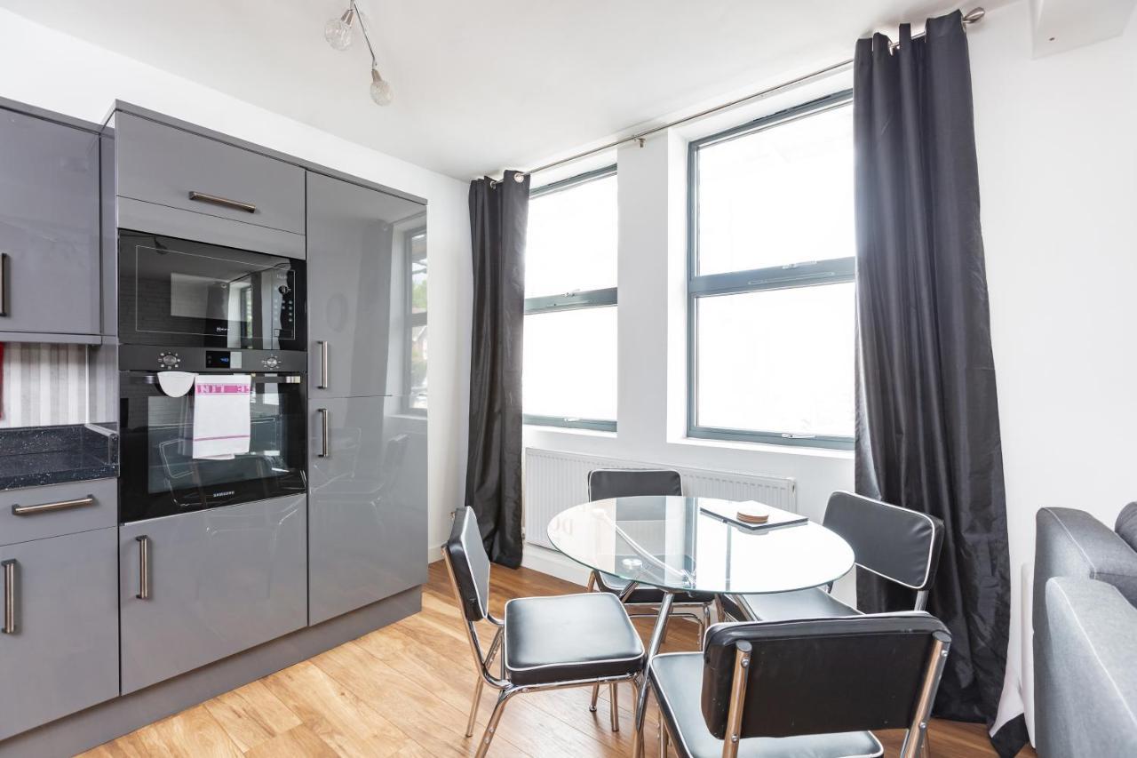 Manhattan Heights Apartment Maidstone Bagian luar foto