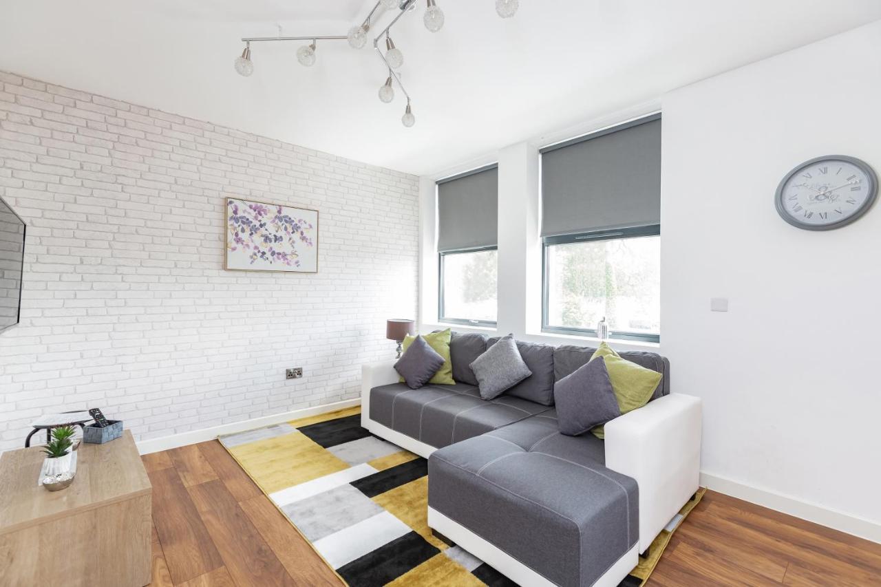 Manhattan Heights Apartment Maidstone Bagian luar foto