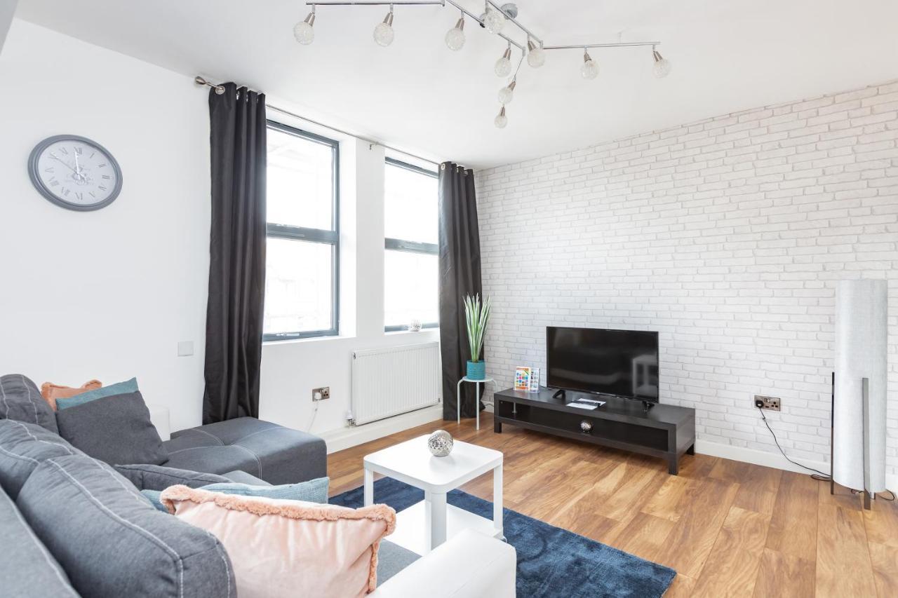 Manhattan Heights Apartment Maidstone Bagian luar foto