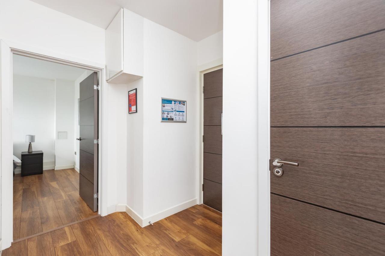 Manhattan Heights Apartment Maidstone Bagian luar foto