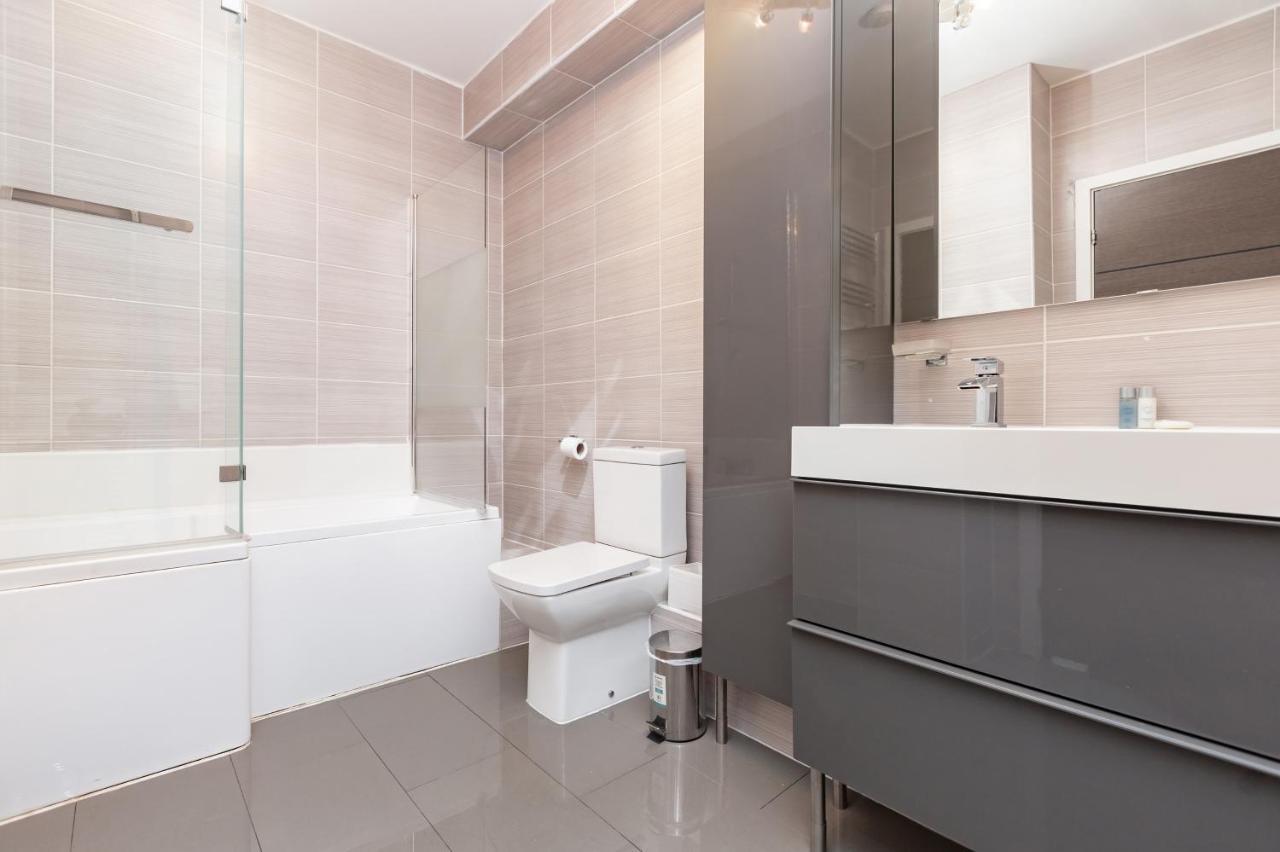 Manhattan Heights Apartment Maidstone Bagian luar foto