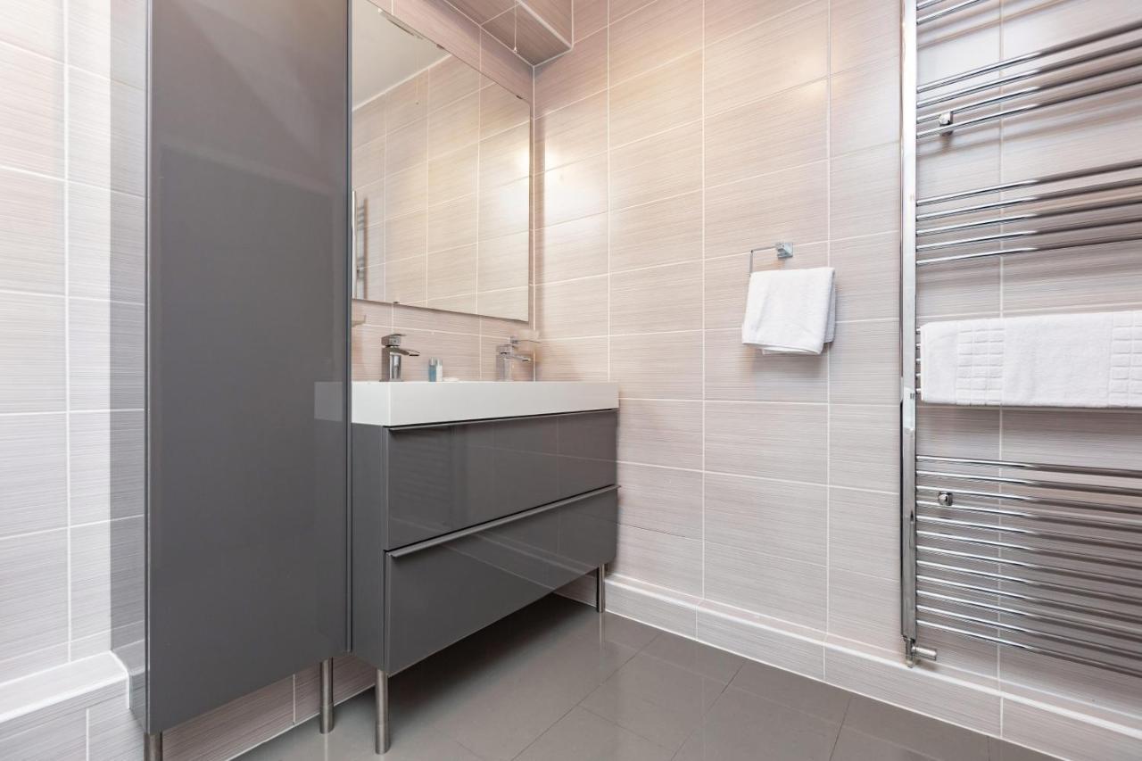 Manhattan Heights Apartment Maidstone Bagian luar foto